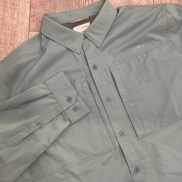L.L. Bean Turquoise Button Down Shirt- Size XL - Picture 2 of 5